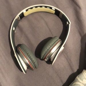 Beats solo ones. MAKE OFFER!!!!!